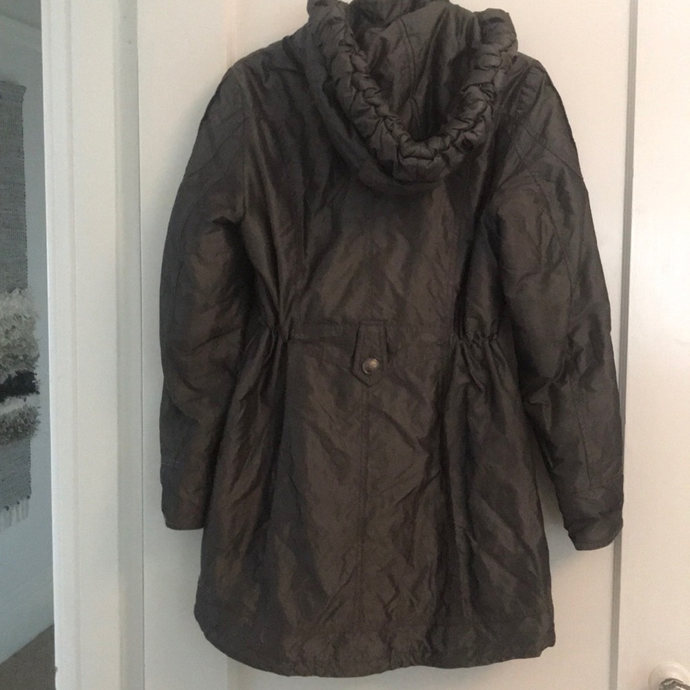 Laundry Coat - image 5